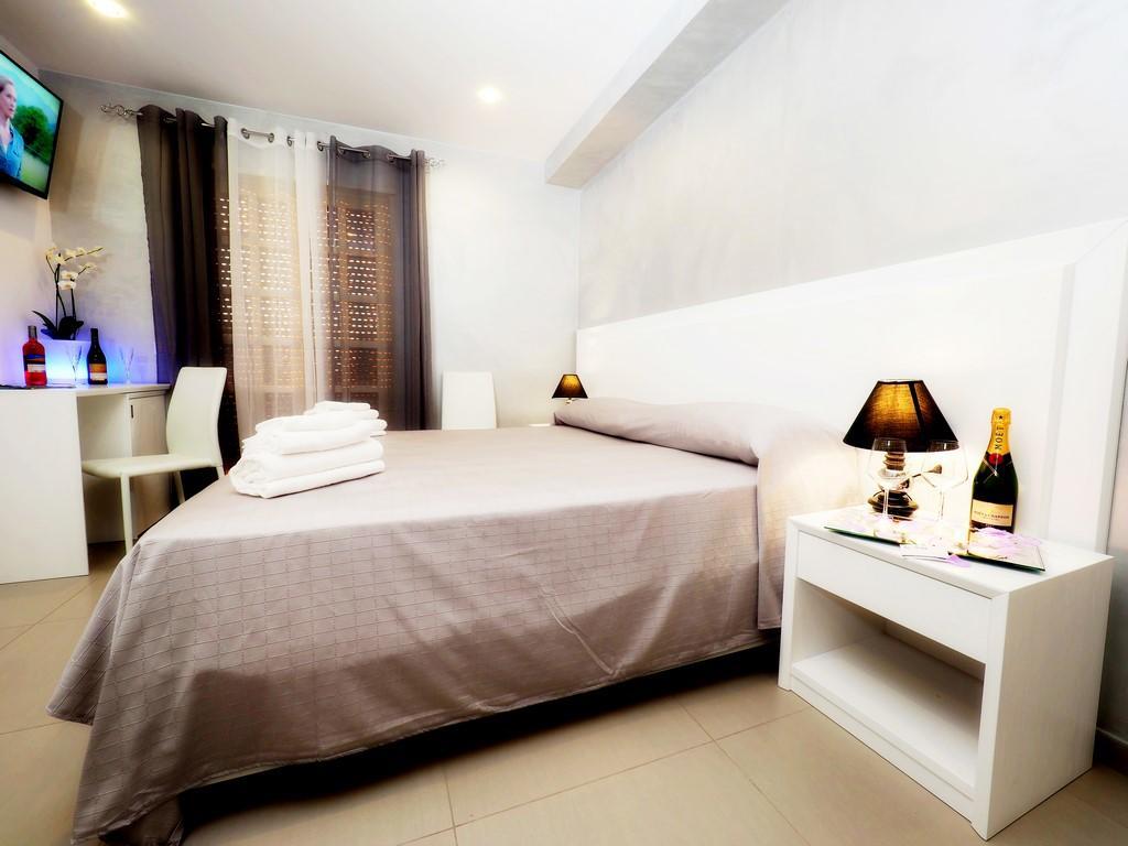 Bed and Breakfast Residenza La Torre Tropea Exterior foto